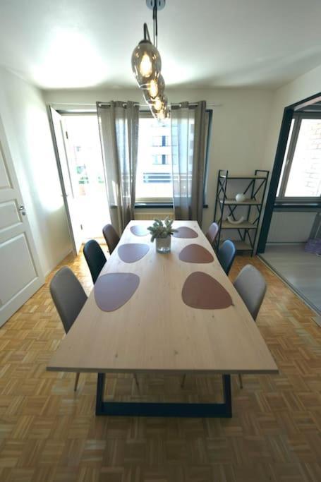 Cosy,Stylish & Big Apartment In The Heart Of City Rovaniemi Bagian luar foto